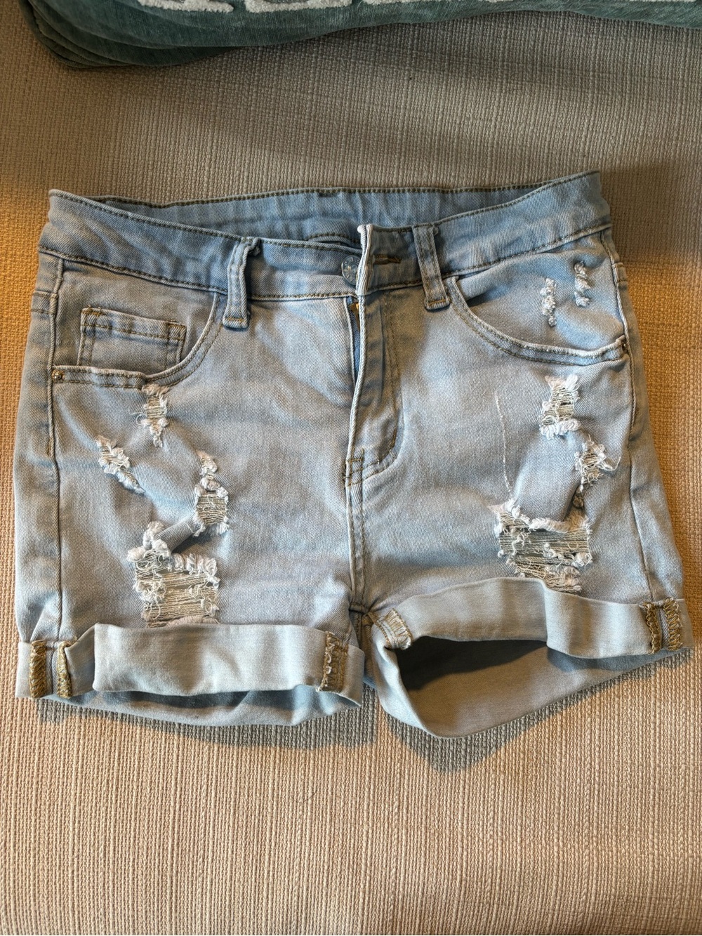 SHEIN Light Blue Distressed Rolled Hem Denim Shorts